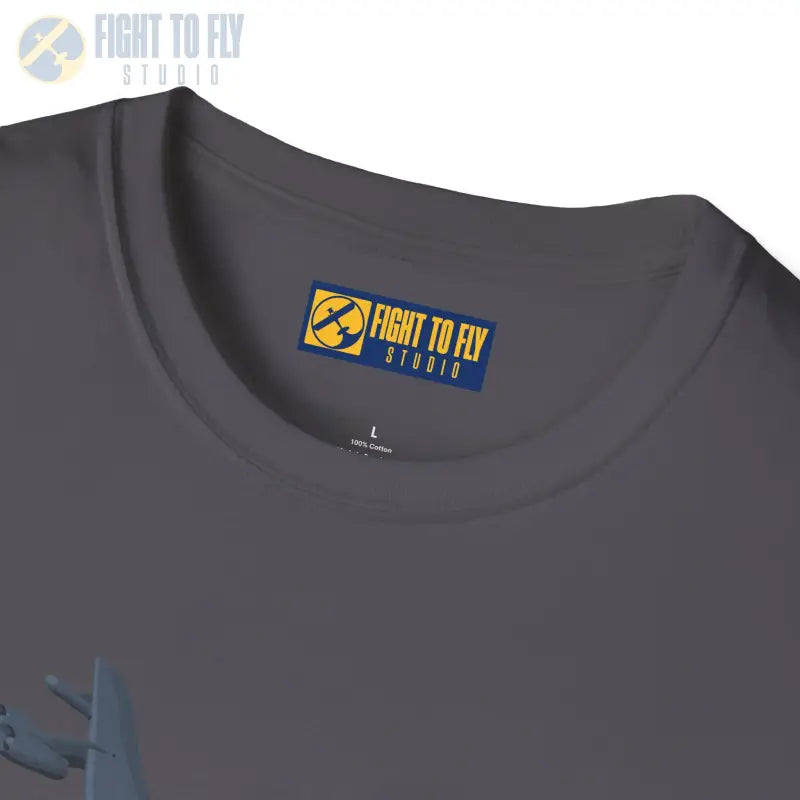 B-52 – The BUFF Never Quits - T-Shirt - Pilot gifts - WWII warbird t-shirt