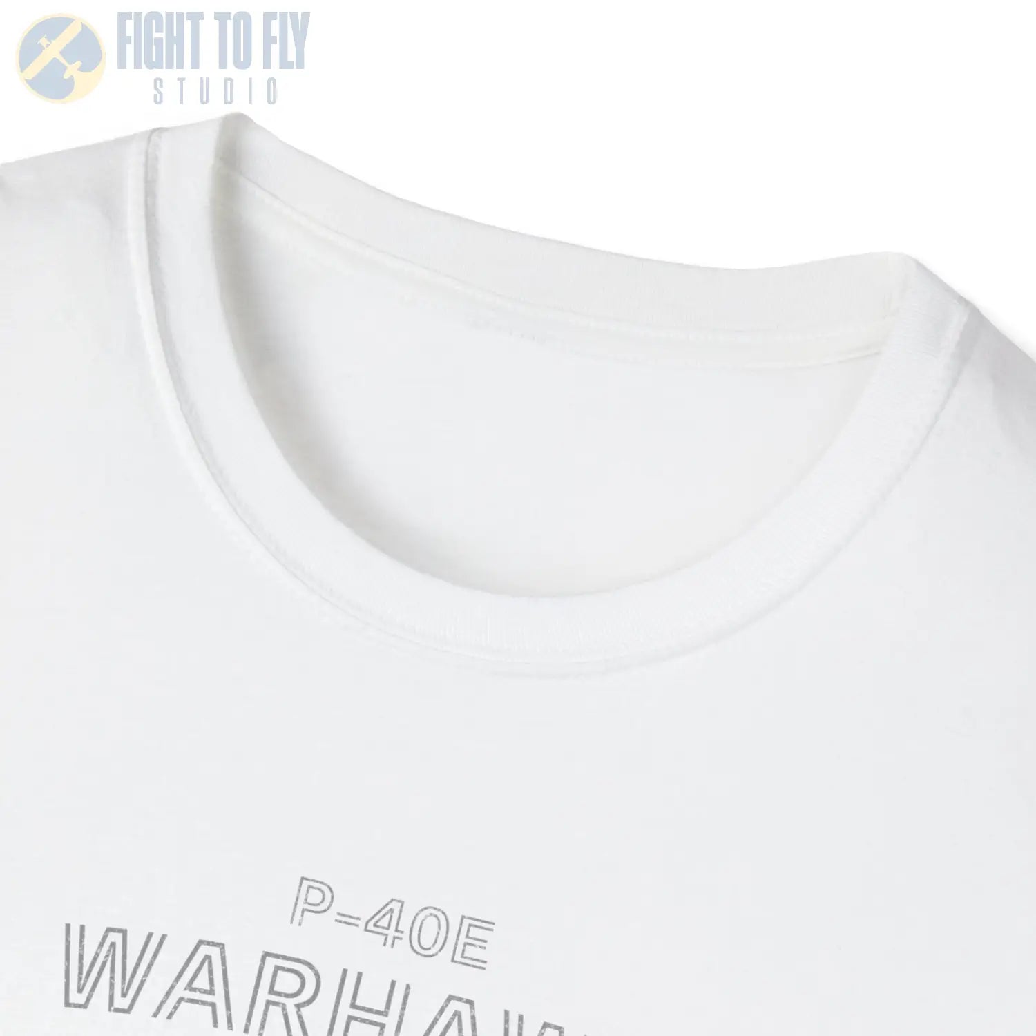 Curtiss P-40E Warhawk — T-shirt - T-Shirt - Pilot gifts - WWII warbird t-shirt