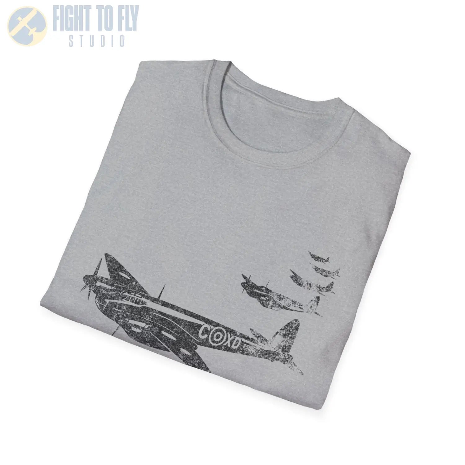 De Havilland Mosquito “Formation Flight” WWII T-Shirt - Pilot gifts - warbird t-shirt