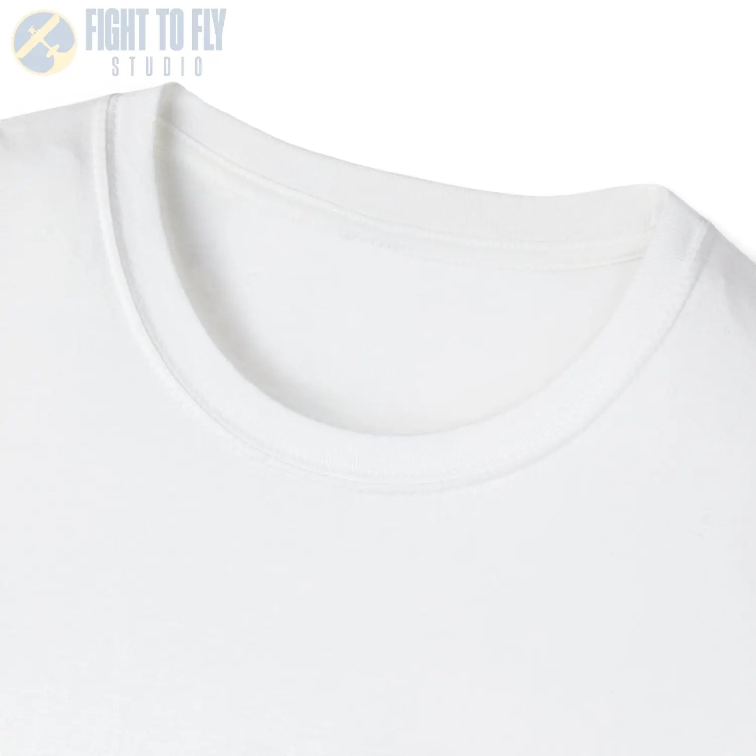 De Havilland Mosquito “Formation Flight” WWII T-Shirt - Pilot gifts - warbird t-shirt