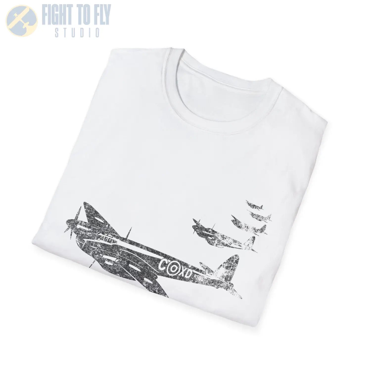 De Havilland Mosquito “Formation Flight” WWII T-Shirt - Pilot gifts - warbird t-shirt