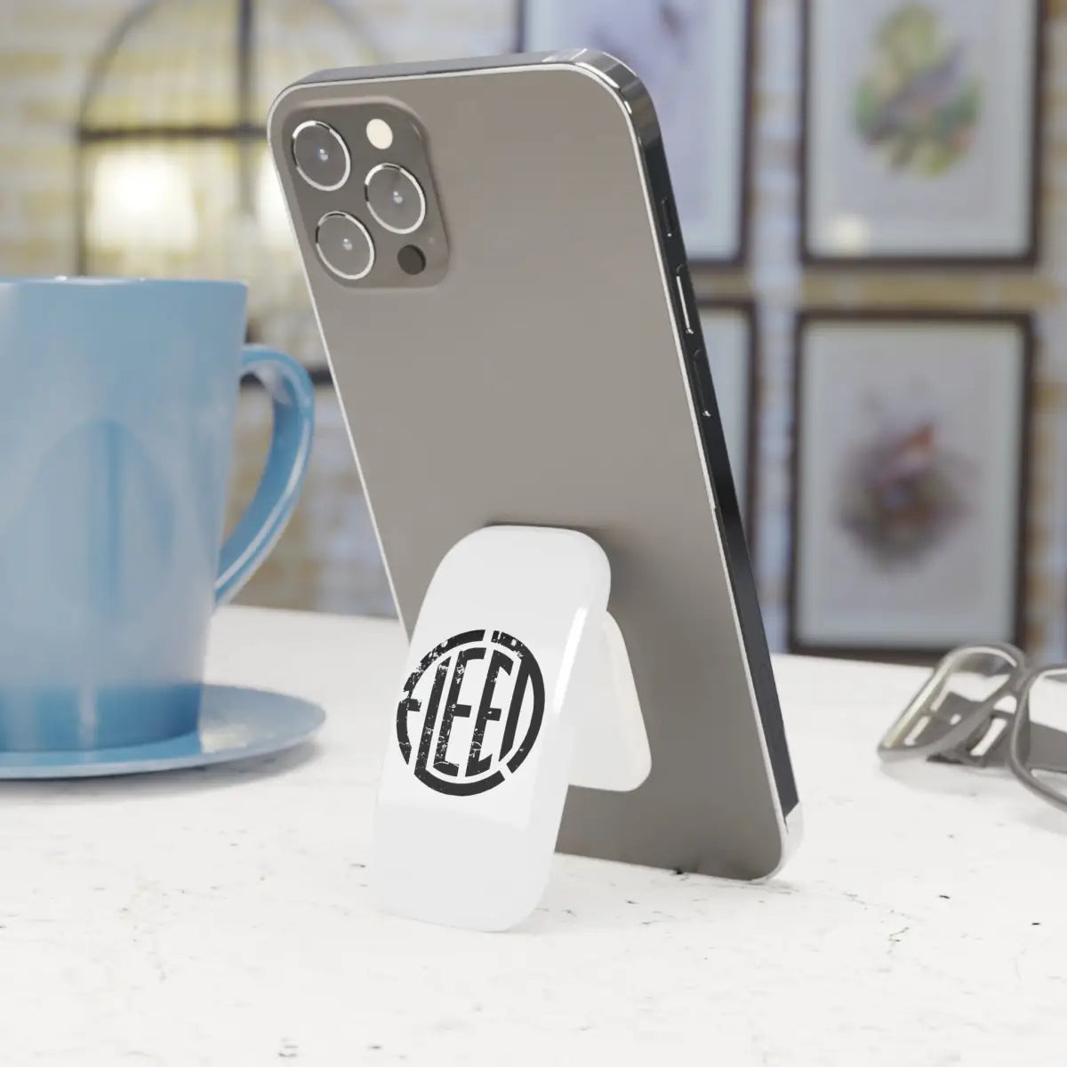 FLEET Aircraft Click-On Grip - Design for Stylish Connectivity - Accessories - Gifts pilots - Aviation apparel