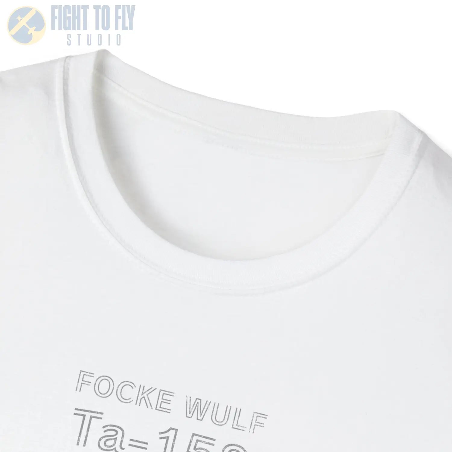 Focke-Wulf Ta 152 — T-shirt - T-Shirt - Pilot gifts - WWII warbird t-shirt
