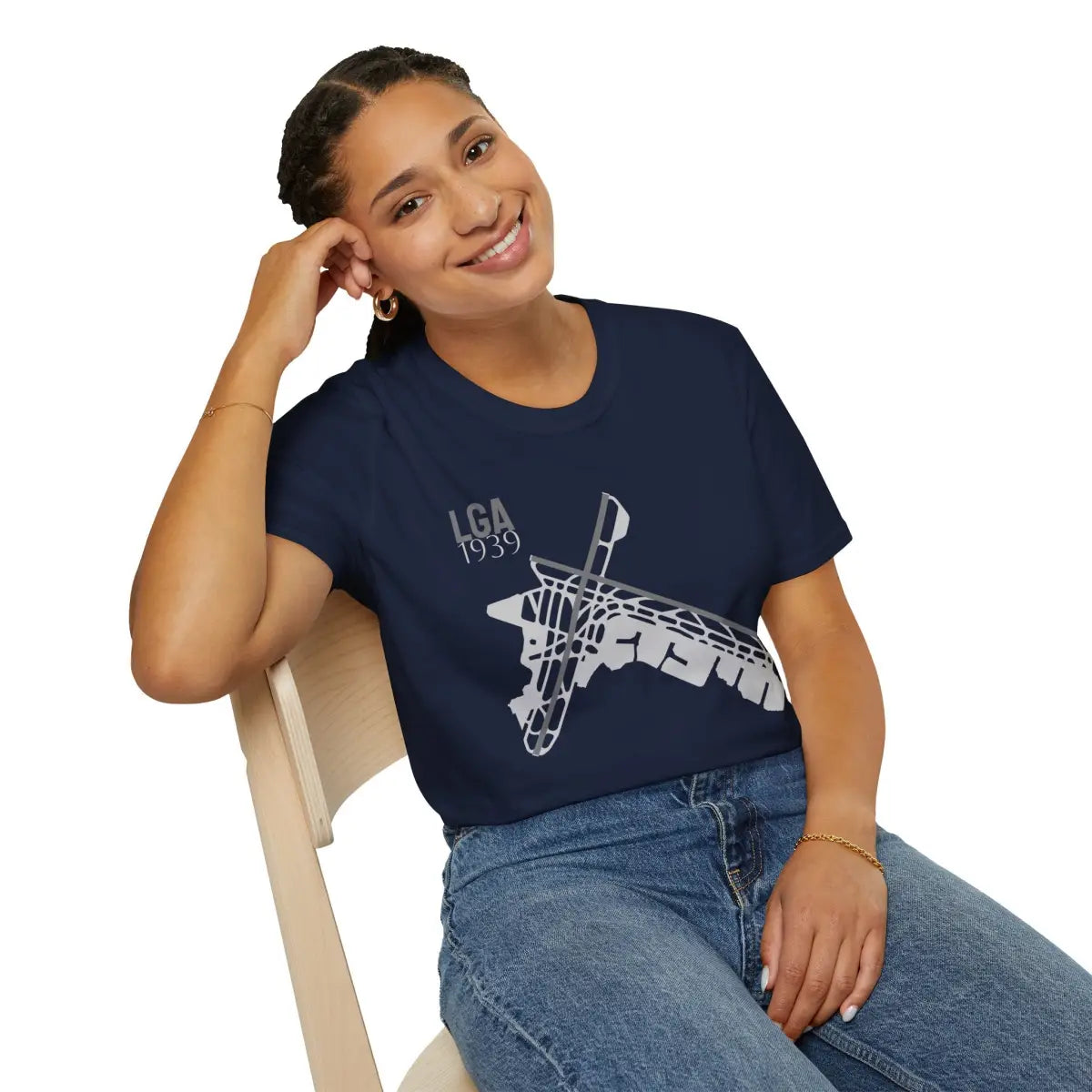 LGA LaGuardia Airport - 1939 - Tee - T-Shirt - Pilot gifts - WWII warbird t-shirt