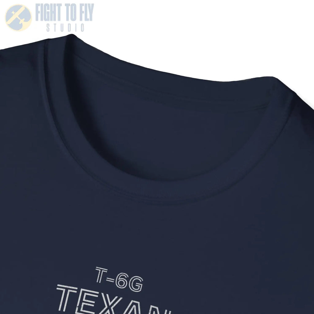 North American T-6 Texan — T-shirt - T-Shirt - Pilot gifts - WWII warbird t-shirt