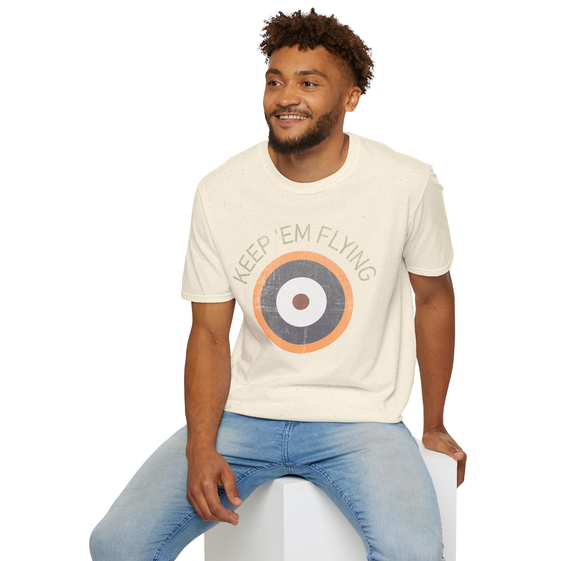 RAF Type A2 Roundel “Keep ’Em Flying” WWII Heritage T Shirt – Royal Air Force Insignia Pilot gifts warbird t shirt