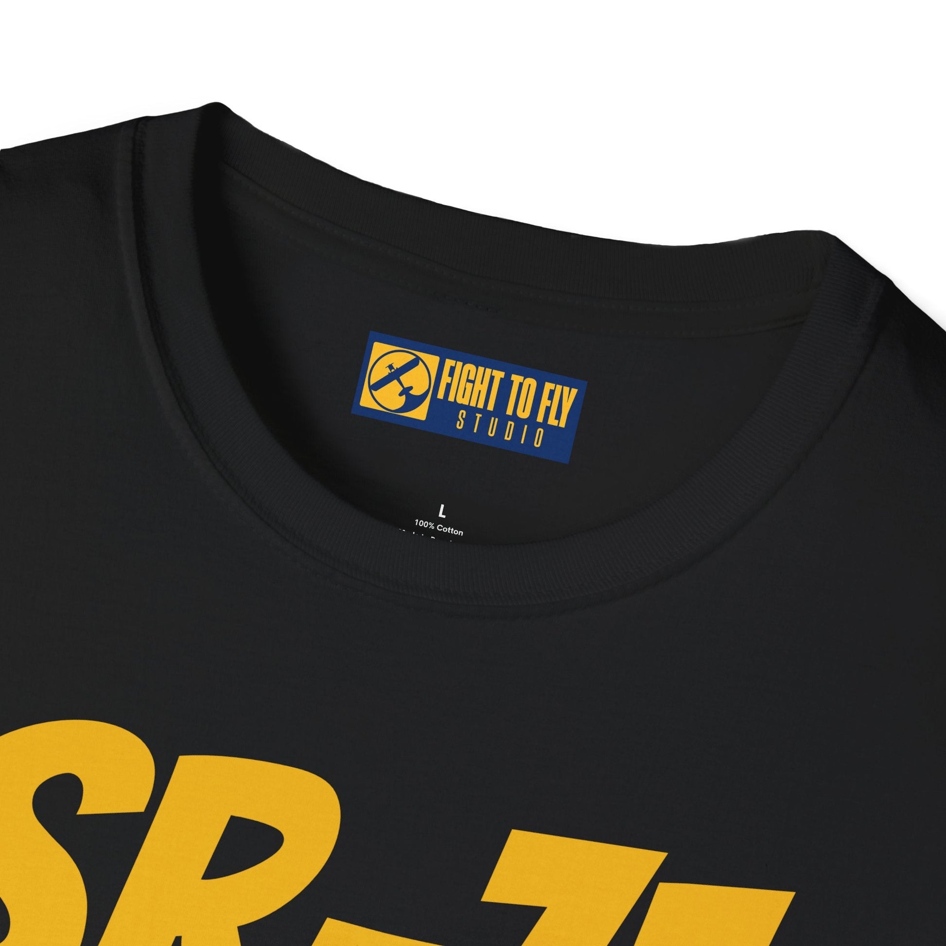SR-71 Blackbird Side Profile T-Shirt – High-Speed Recon Jet Tee - Gifts for pilots - Aviation apparel
